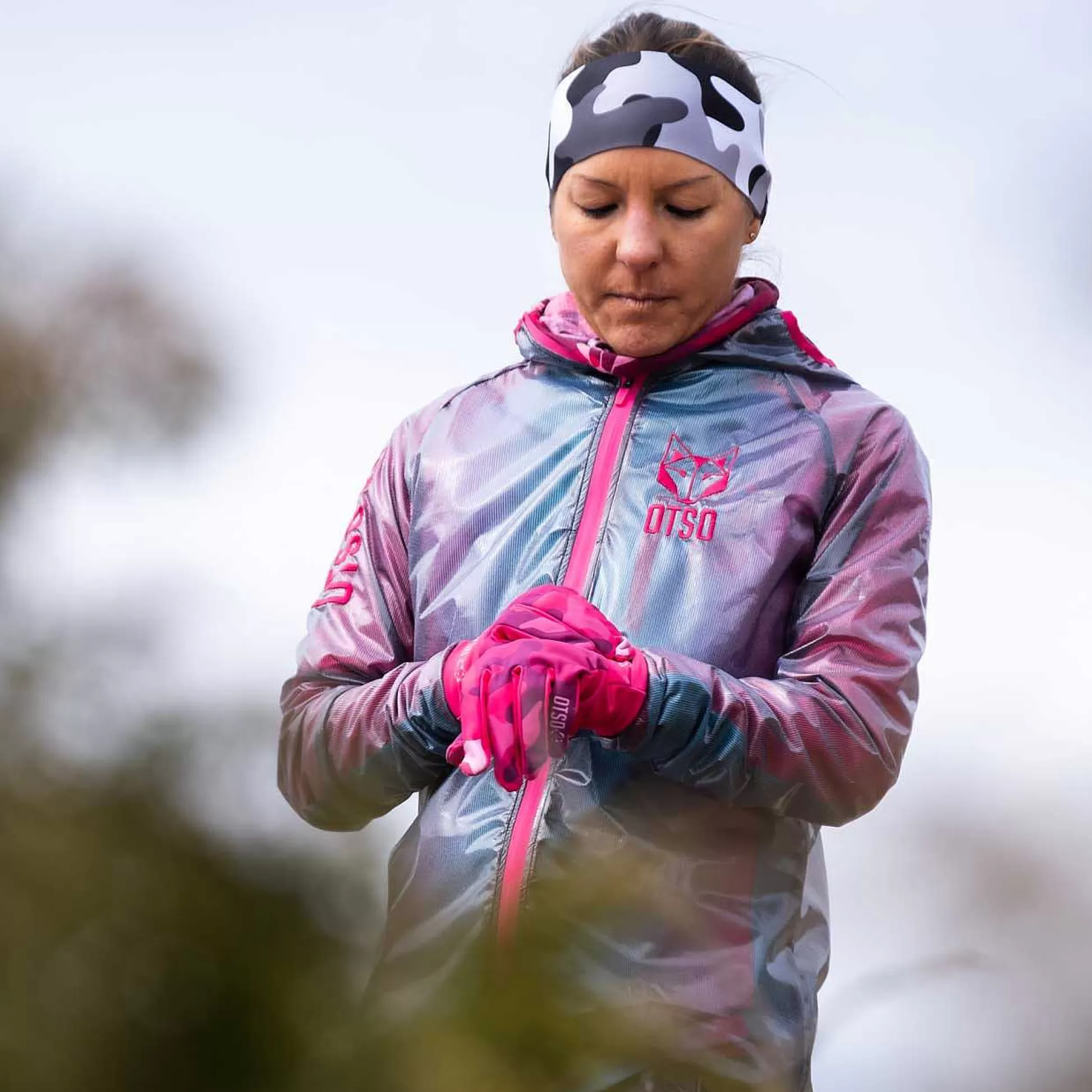 Unisex Waterproof Windbreaker Black & Fluo Pink*OTSO Shop